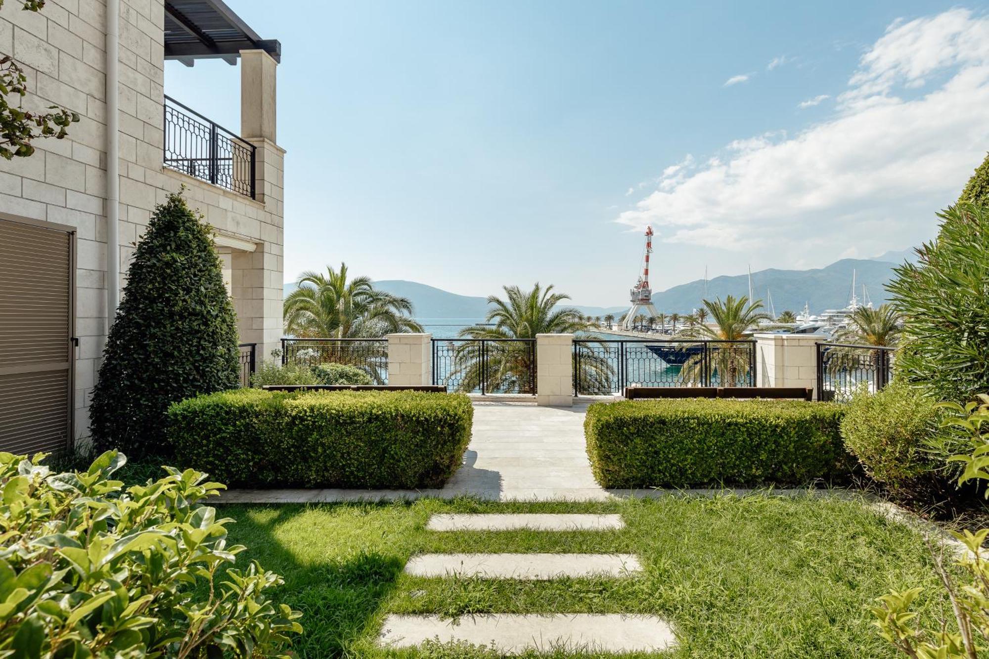 Porto Montenegro * טיווט
